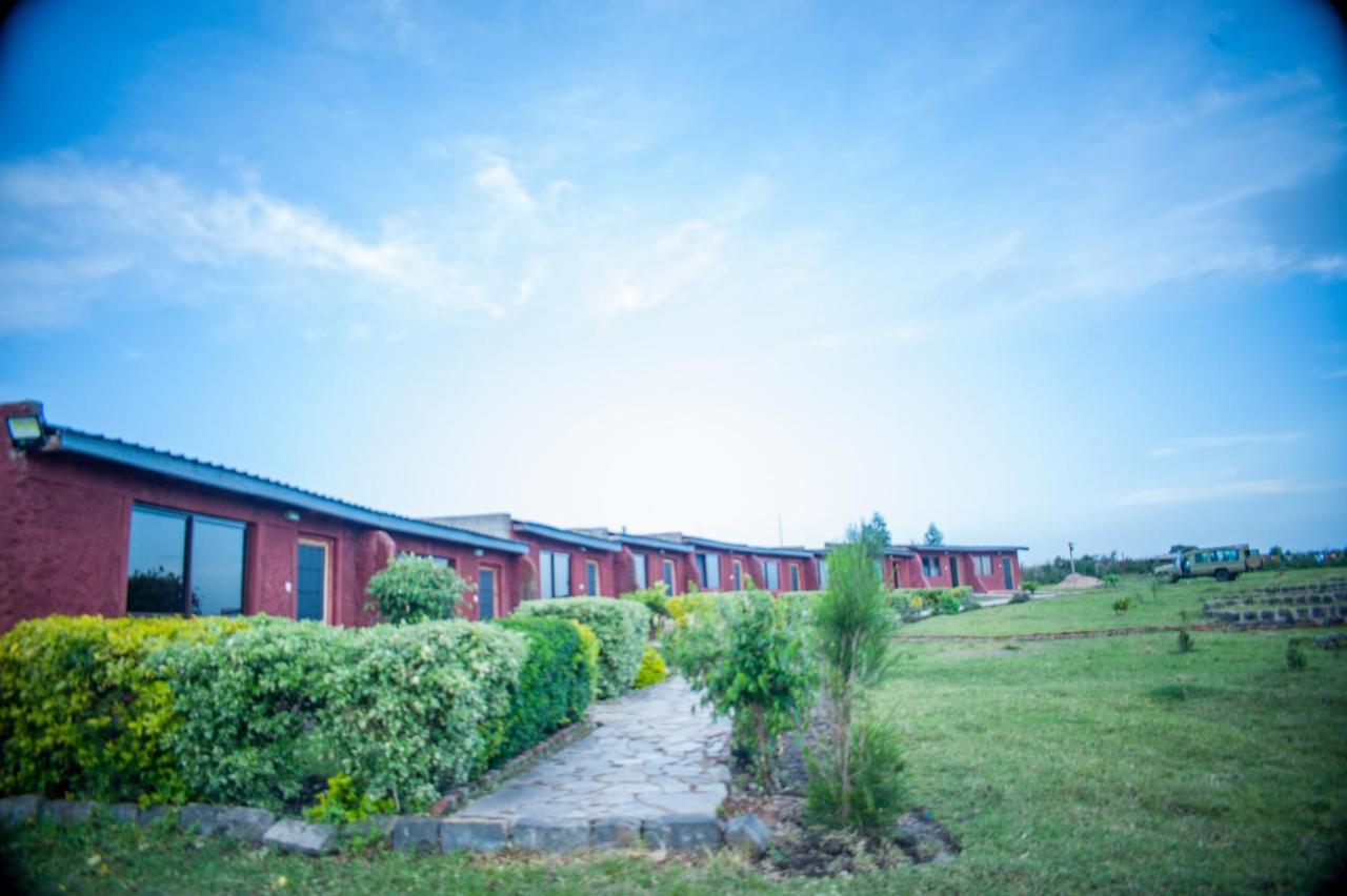 Endeem Mara Resort Ololaimutiek Eksteriør bilde